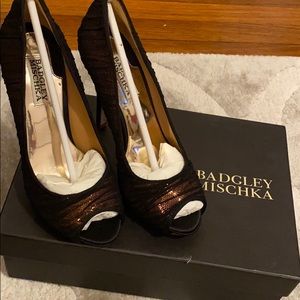 Badgley Mischka size 7 heels